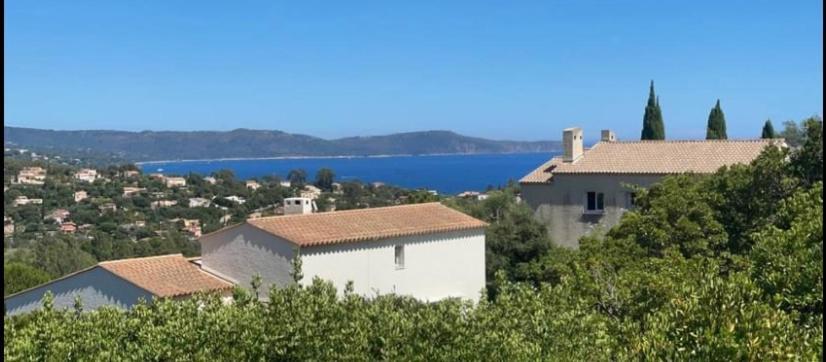 Villa Perla Saint-Tropez Cavalaire Sur Mer, 3-5 Chambres, Vue Mer, Piscine Chauffee Avril A Octobre Екстериор снимка